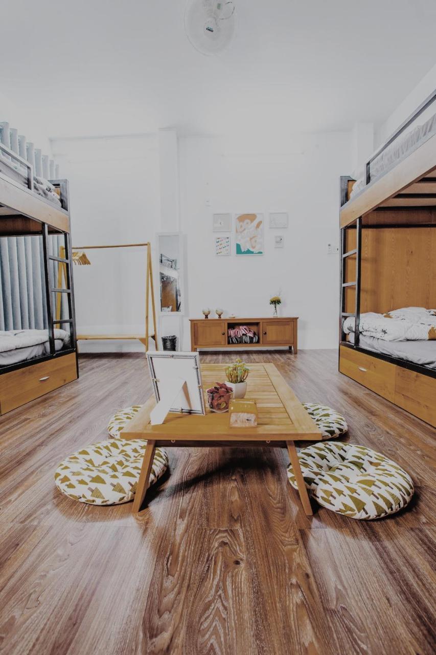 Casa de 12 m² con 1 habitación/es y 2 baño/s de uso privado, en Centro de la Ciudad de Quy Nhơn Exterior foto